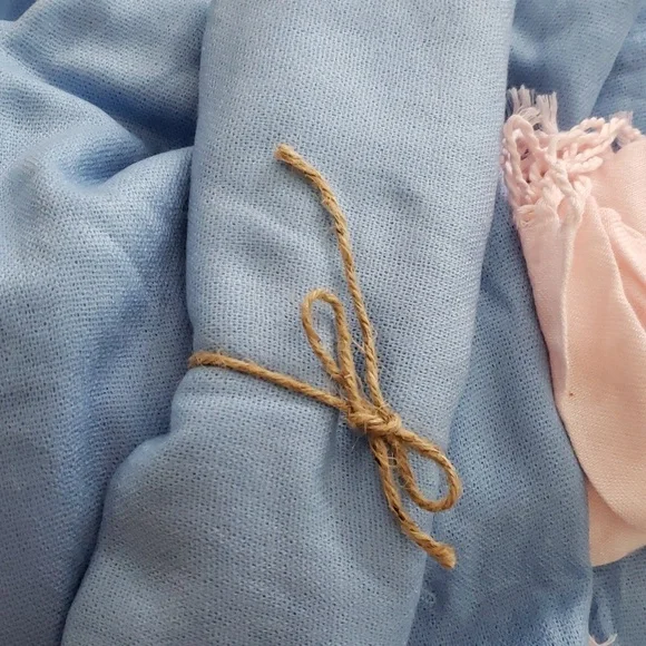 PASMINAS - Picture 2 of 6